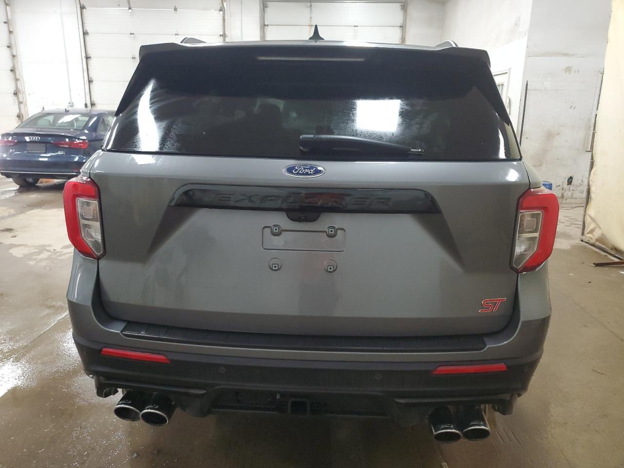 2023 Ford Explorer St - Фото 6
