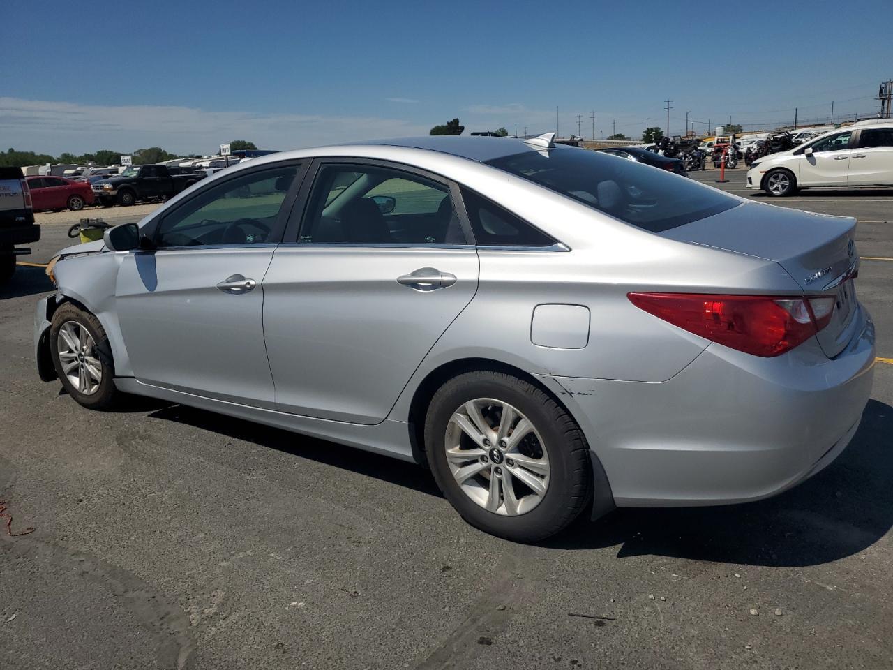 2013 Hyundai Sonata Gls - Фото 2