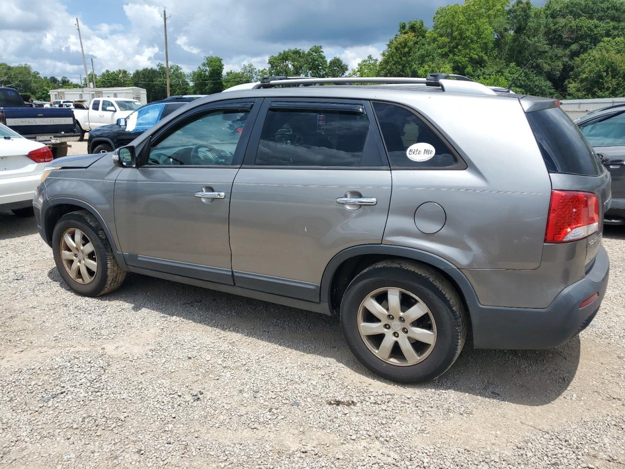 2012 Kia Sorento - Image 2