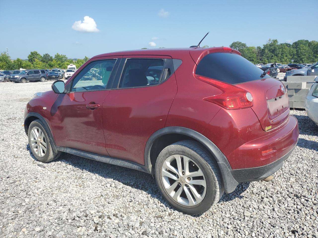 2013 Nissan Juke S - Фото 2