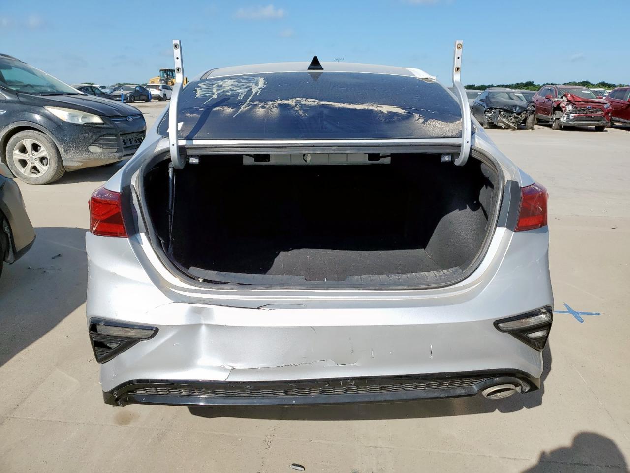 2021 Kia Forte Fe - Фото 6