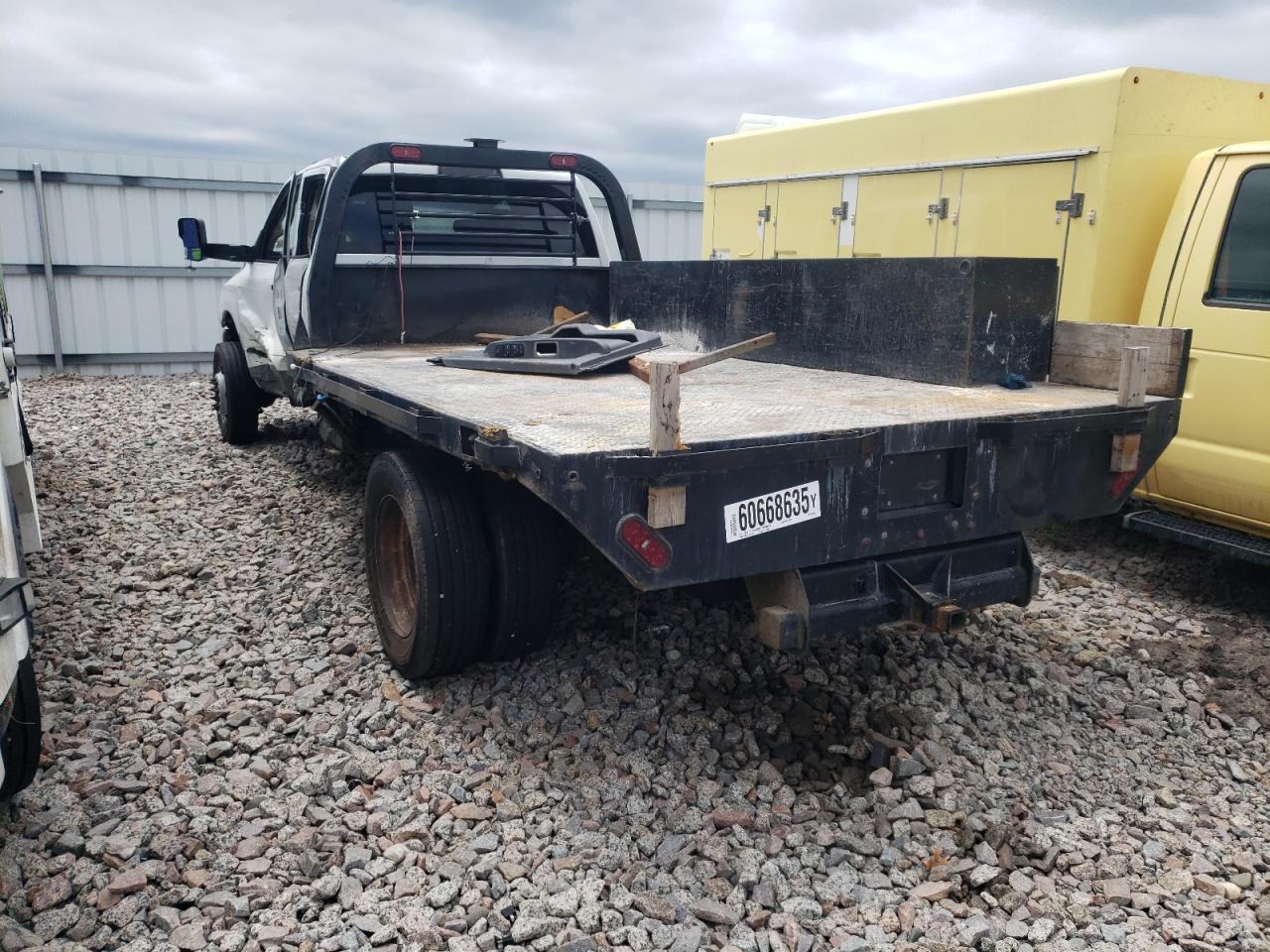 2012 Dodge Ram 5500 St - Image 2