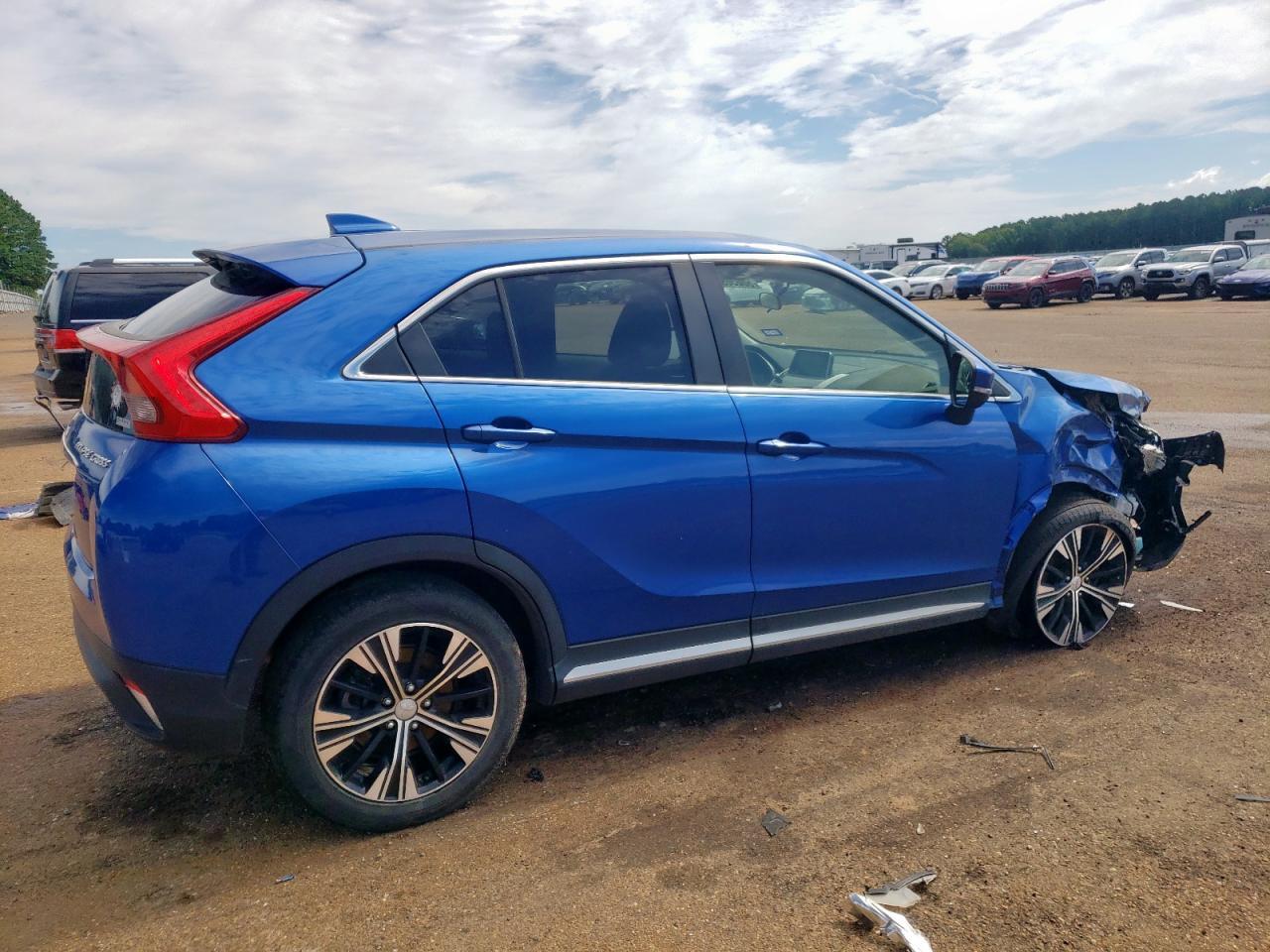 2018 Mitsubishi Eclipse Cross Se - Фото 3