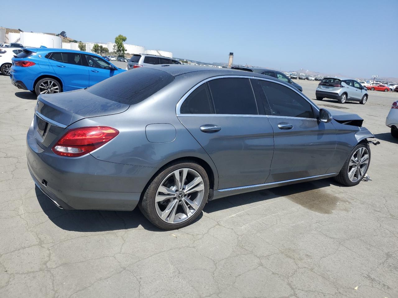 2018 Mercedes-Benz C 300 - Фото 3