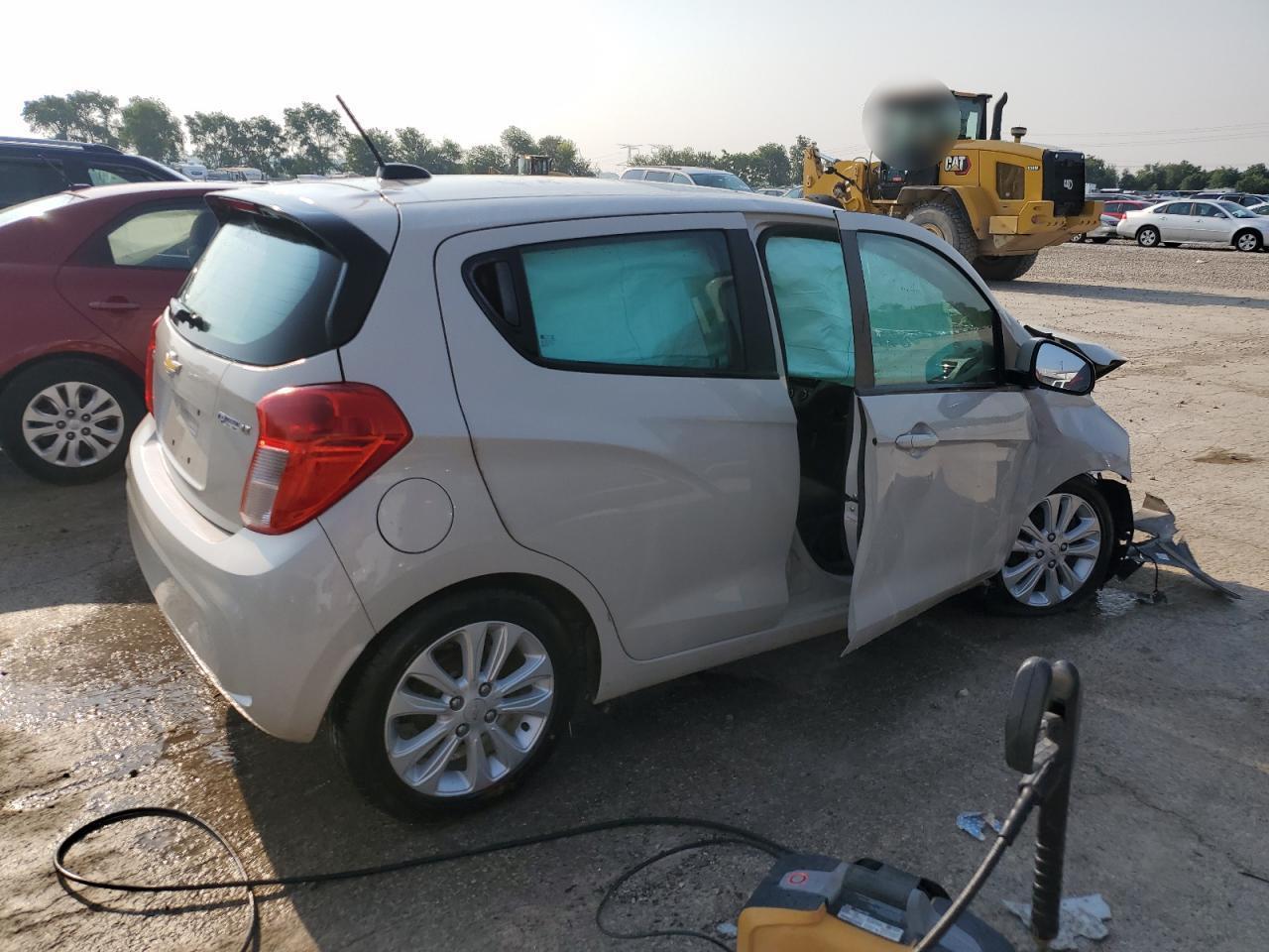 2017 Chevrolet Spark 1Lt - Фото 3