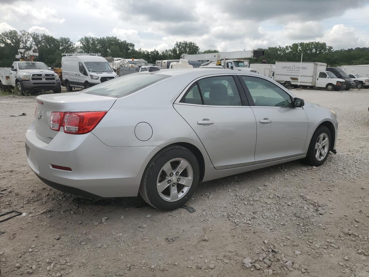2013 Chevrolet Malibu Ls - Фото 3