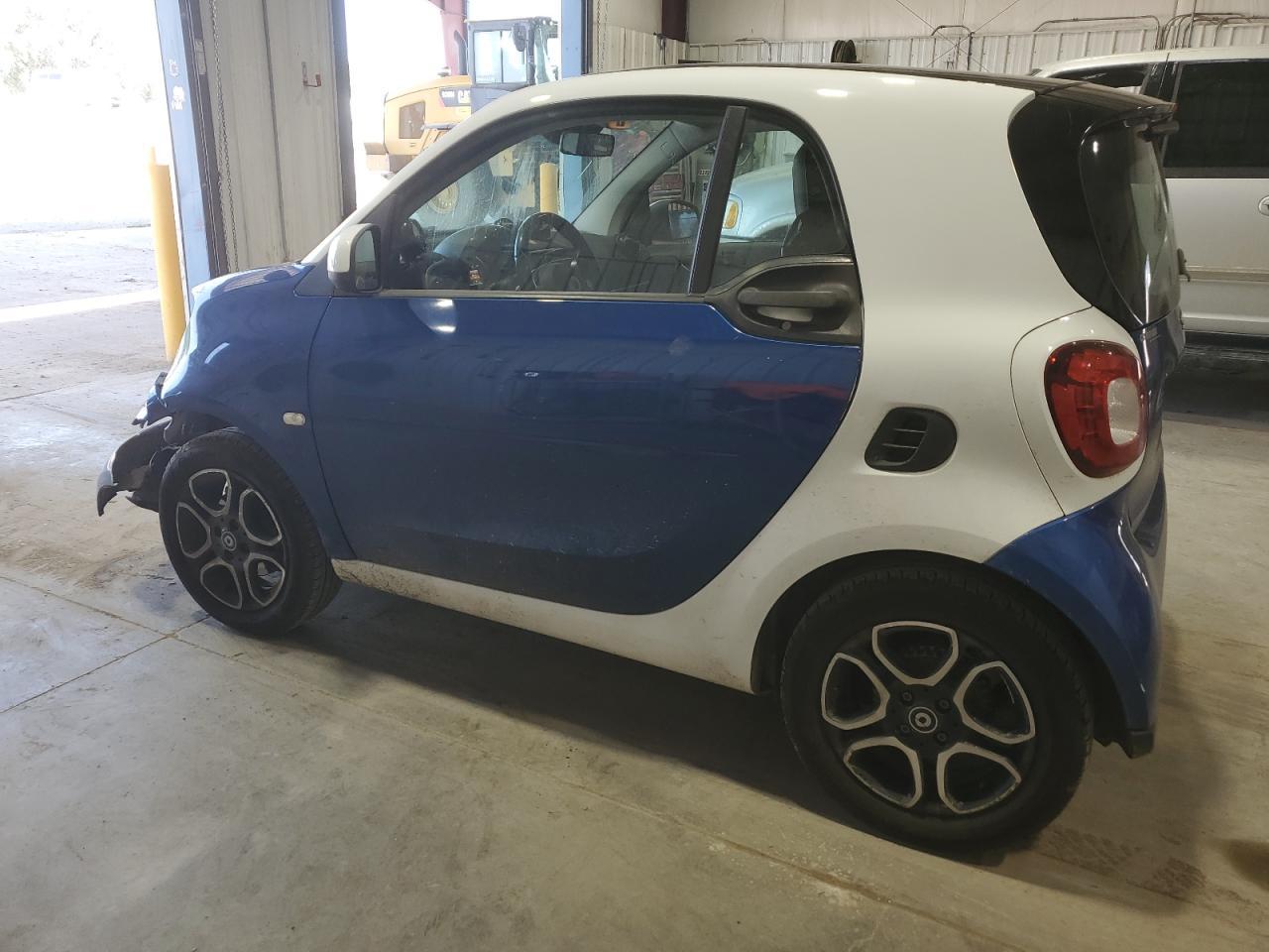 2016 Smart Fortwo - Фото 2