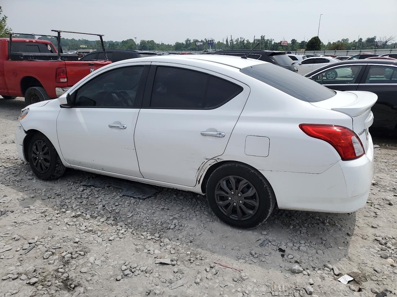 2018 Nissan Versa S - Image 2