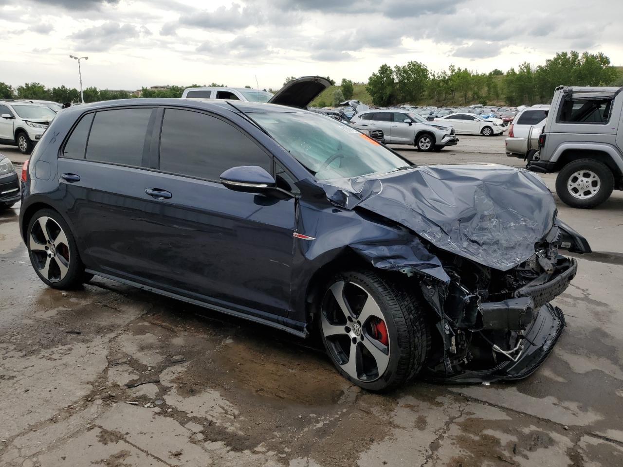 2016 Volkswagen Gti S/Se - Image 4