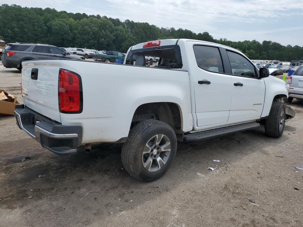2022 Chevrolet Colorado - Image 3
