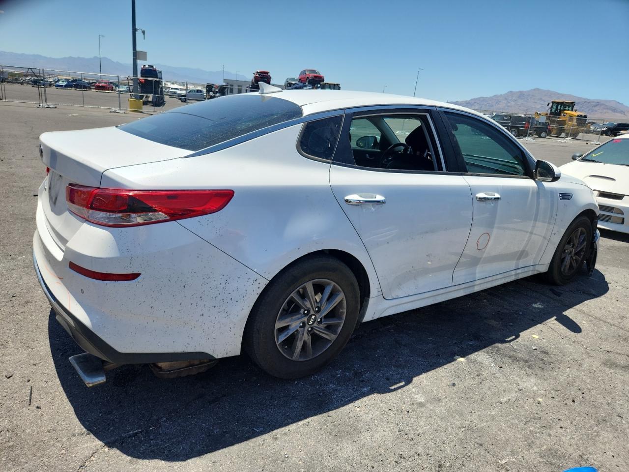 2020 Kia Optima Lx - Фото 3