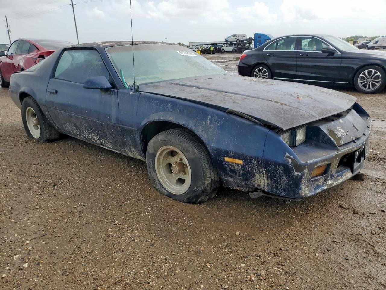 1987 Chevrolet Camaro - Фото 4