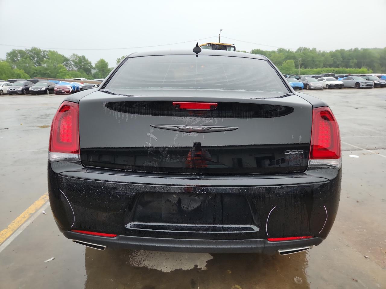 2023 Chrysler 300 Touring - Фото 6