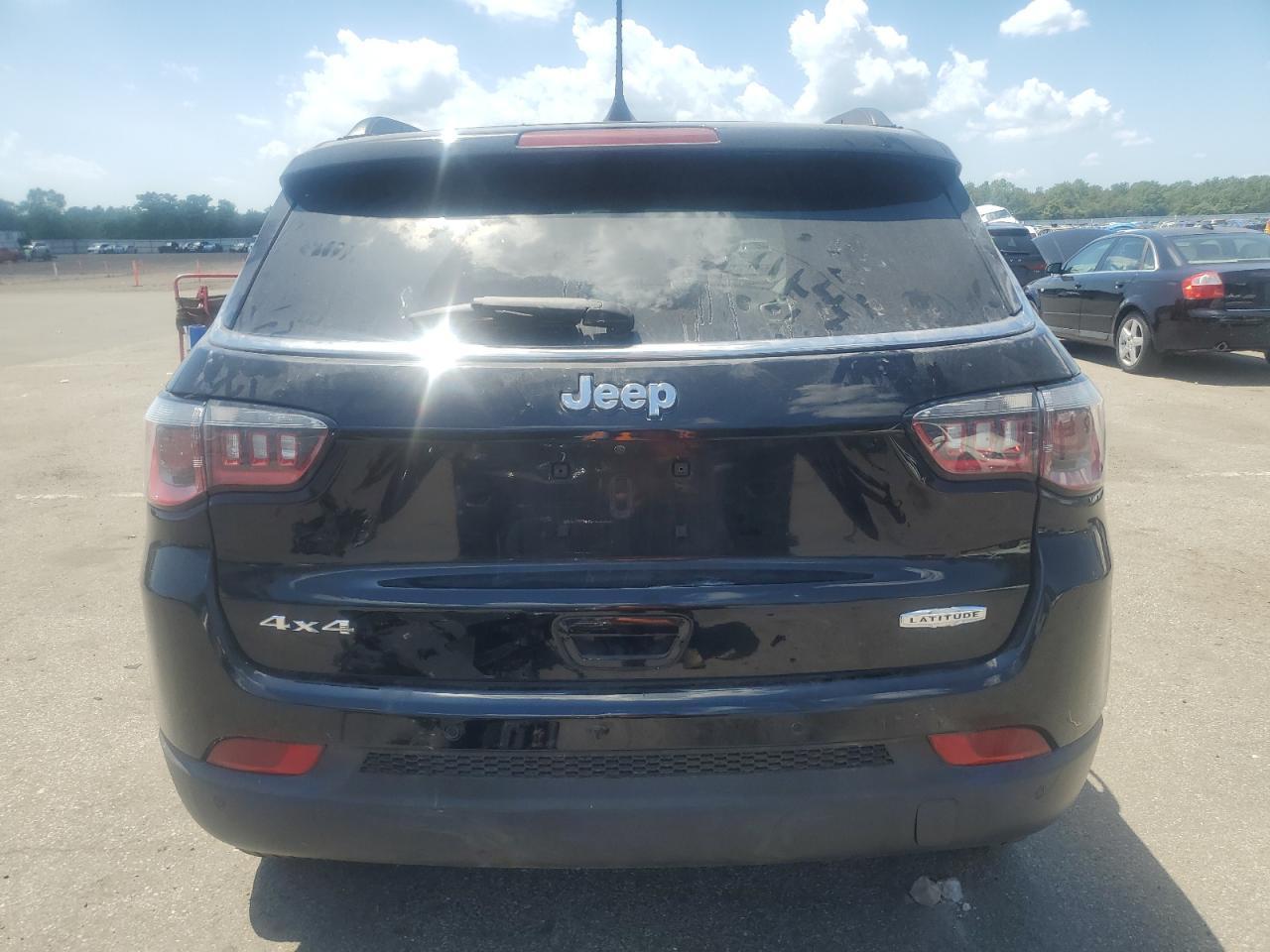 2017 Jeep Compass Latitude - Фото 6