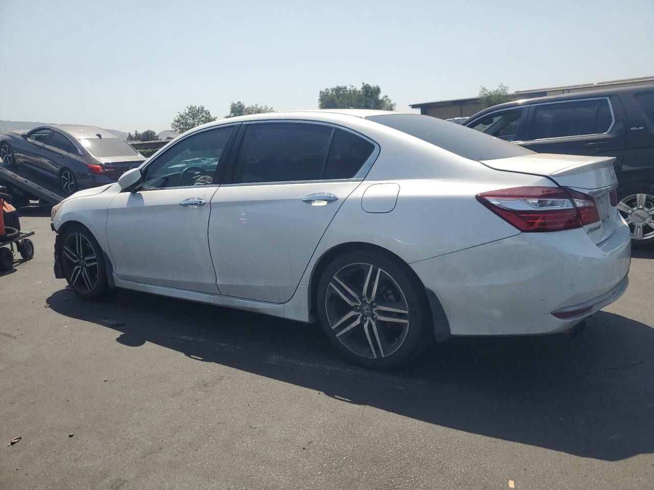 2017 Honda Accord Sport Special Edition - Фото 2