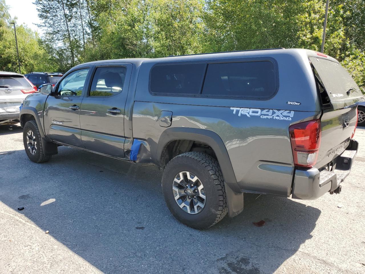 2019 Toyota Tacoma Double Cab - Image 2