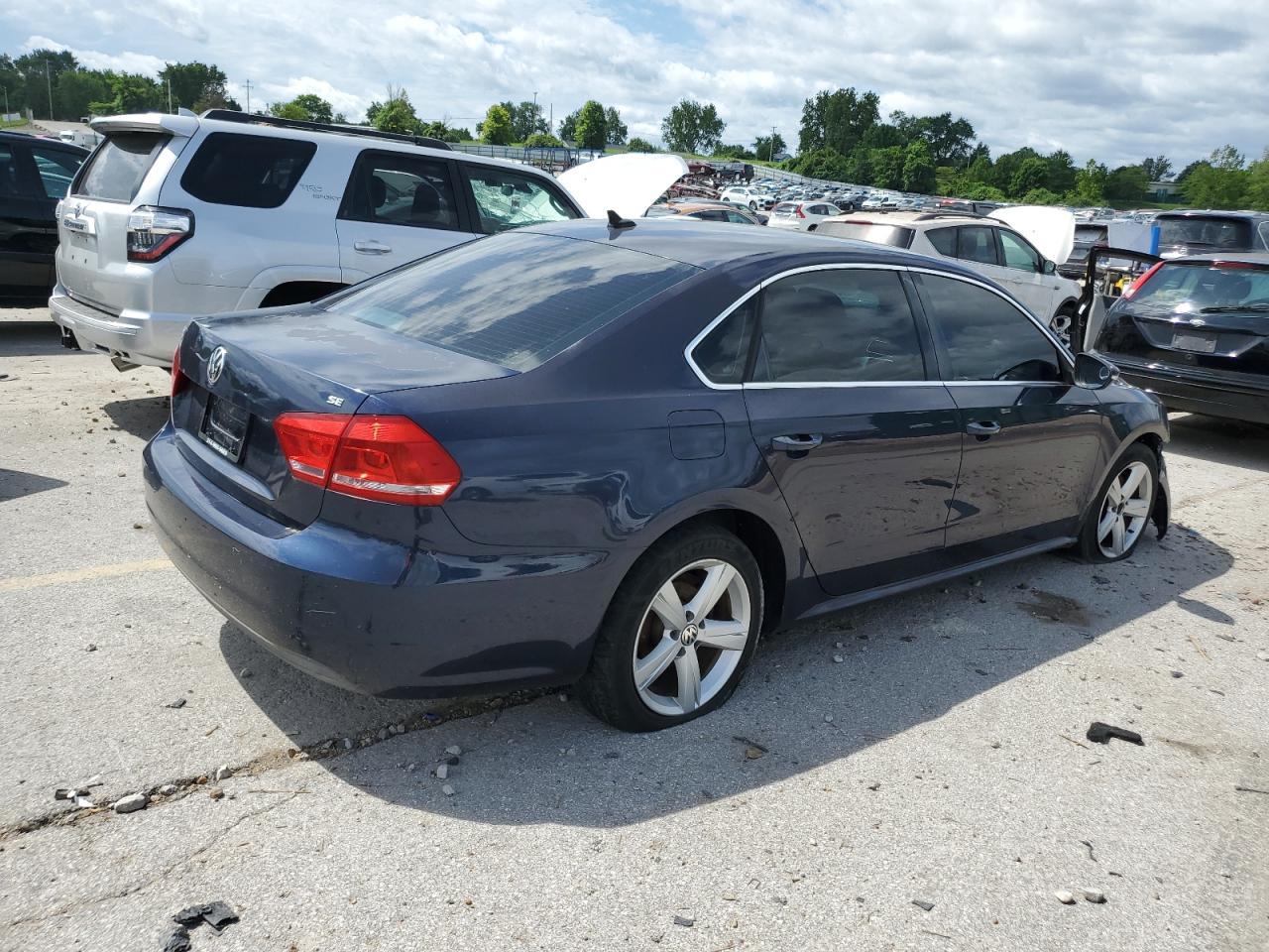 2012 Volkswagen Passat Se - Фото 3