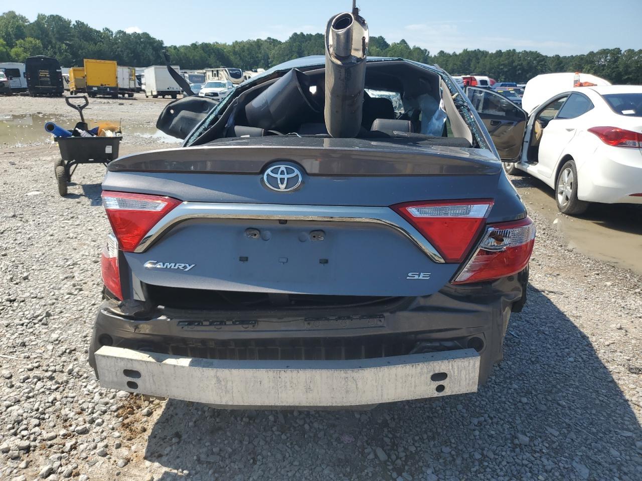 2016 Toyota Camry Le - Image 6