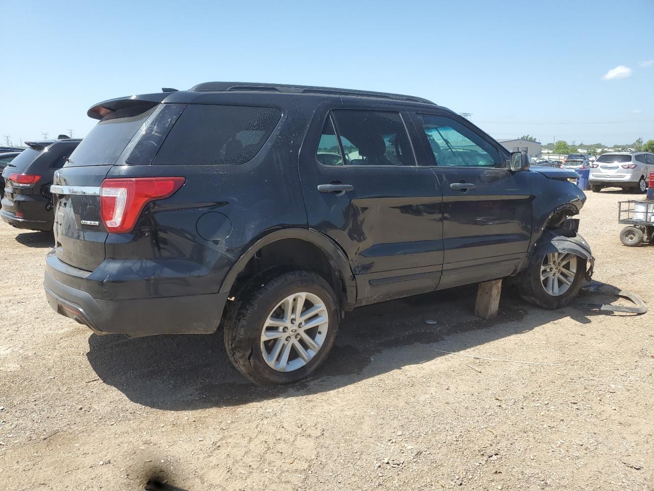 2016 Ford Explorer - Image 3
