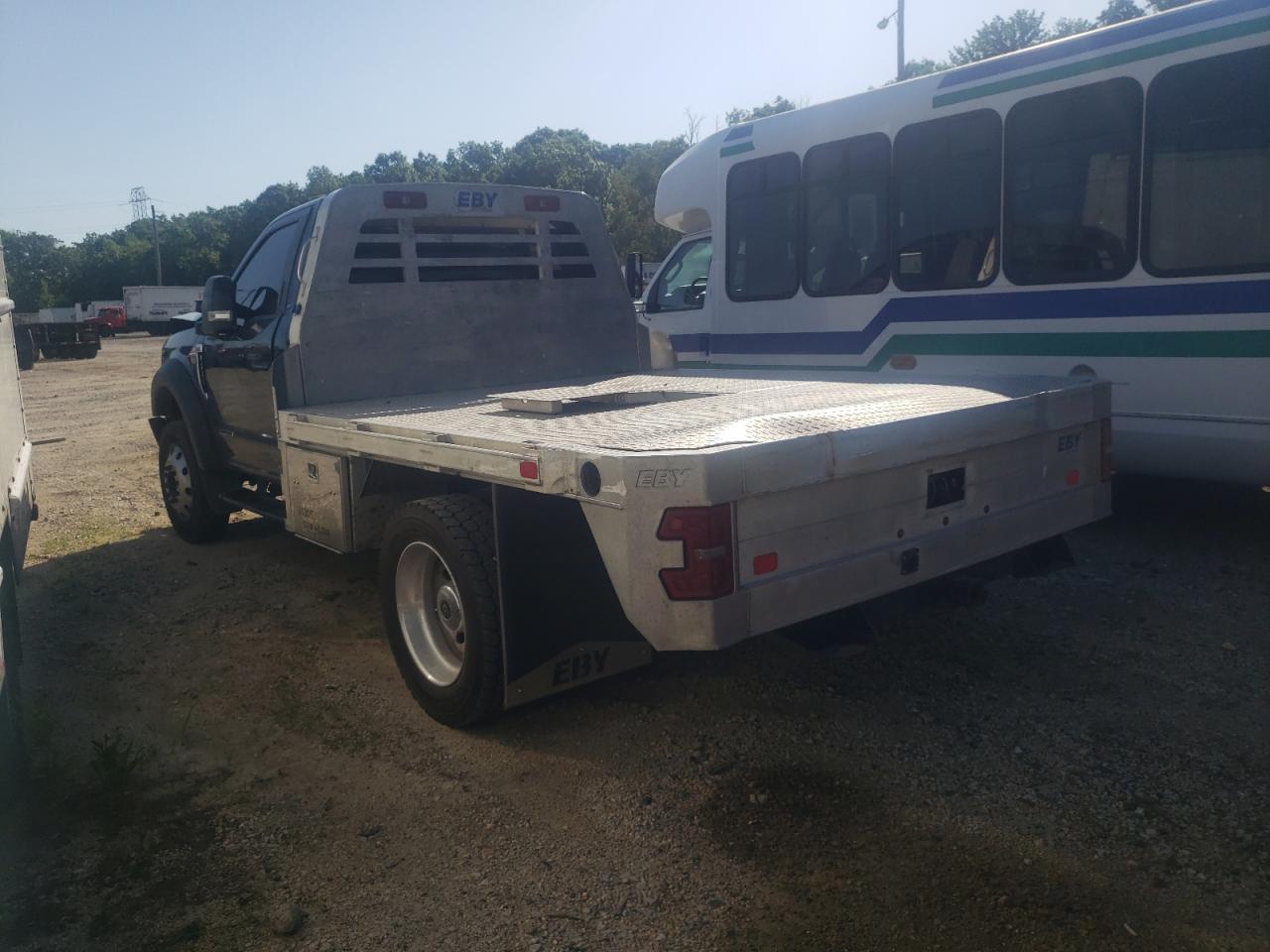 2020 Ford F550 Super Duty - Фото 2