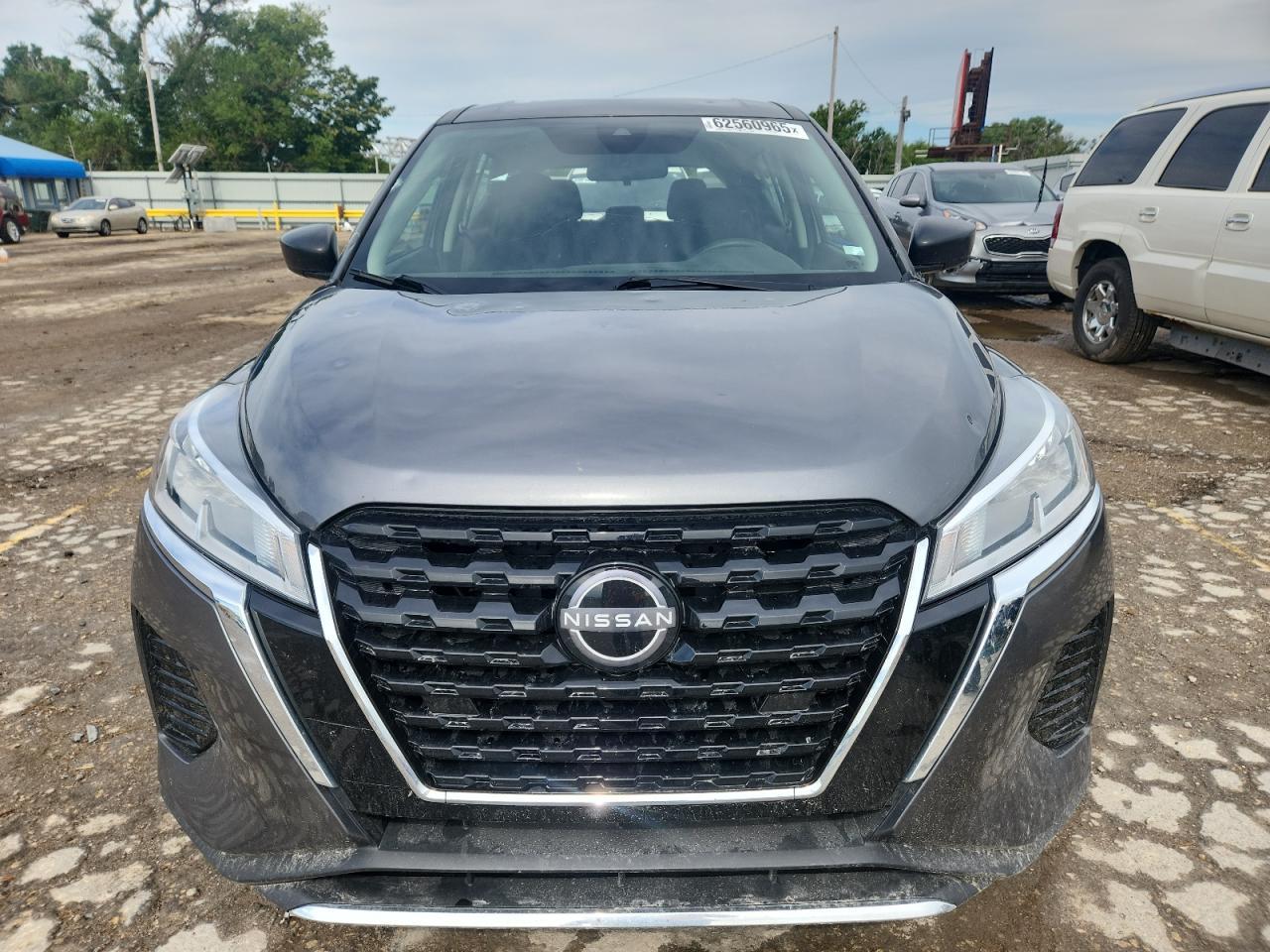 2024 Nissan Kicks S - Image 5