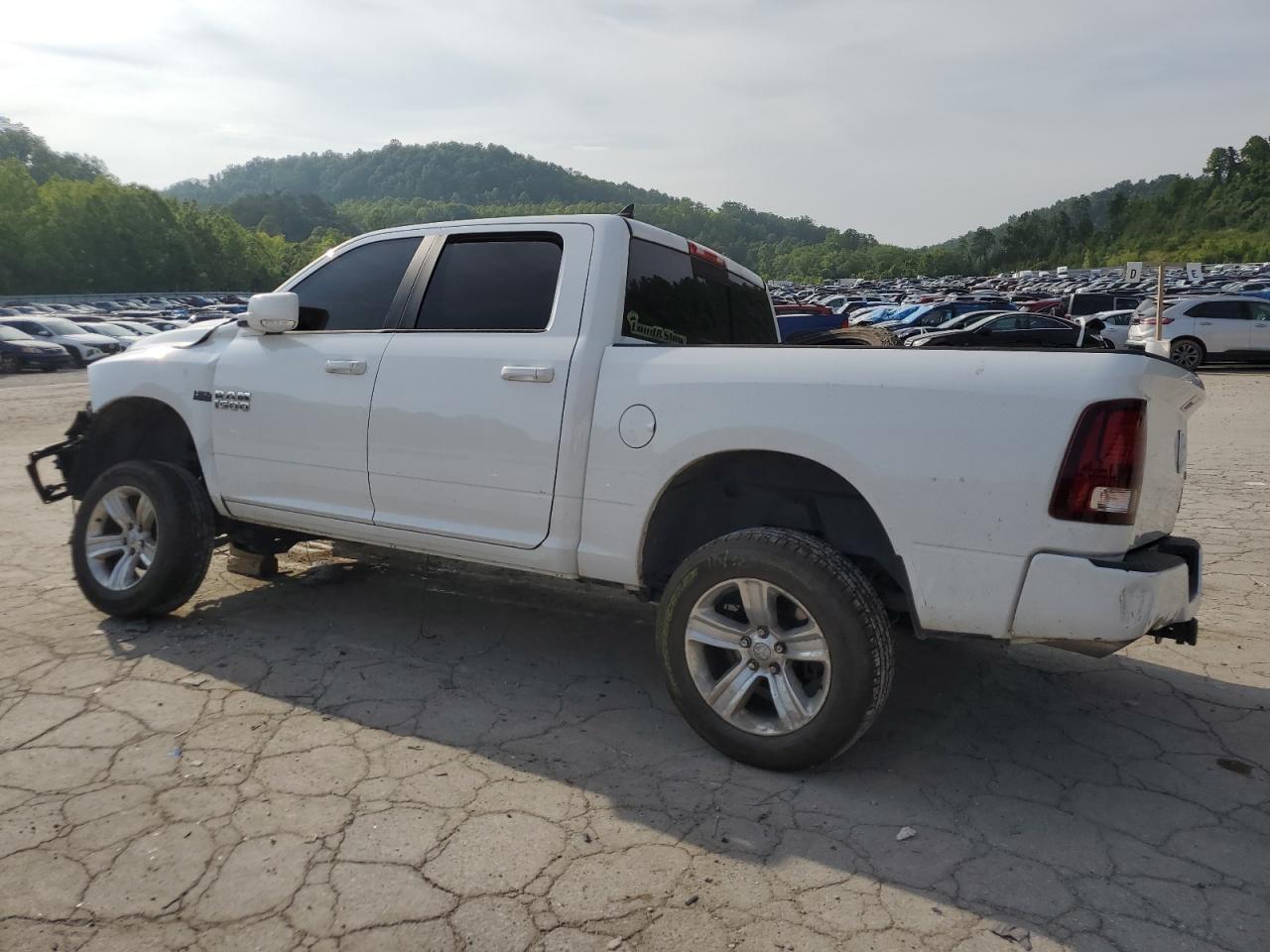 2013 Ram 1500 Sport - Фото 2