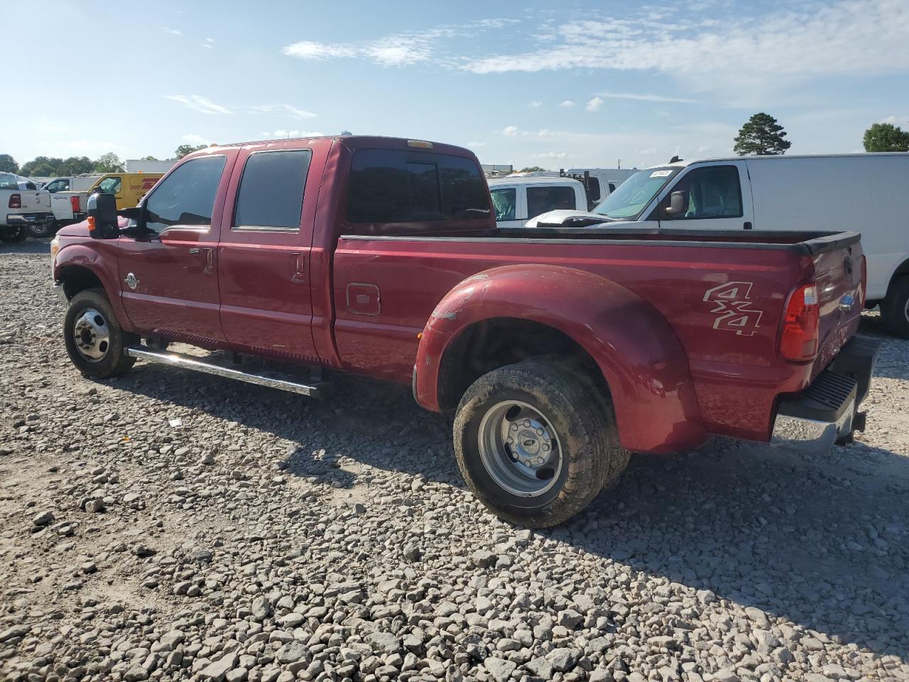 2013 Ford F350 Super Duty - Фото 2