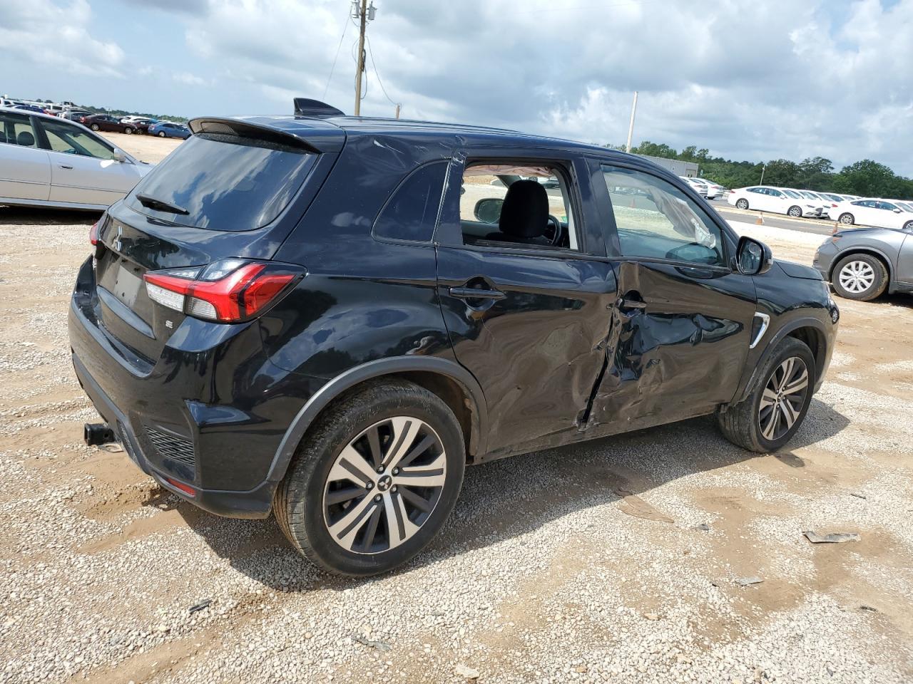 2020 Mitsubishi Outlander Sport Se - Фото 3