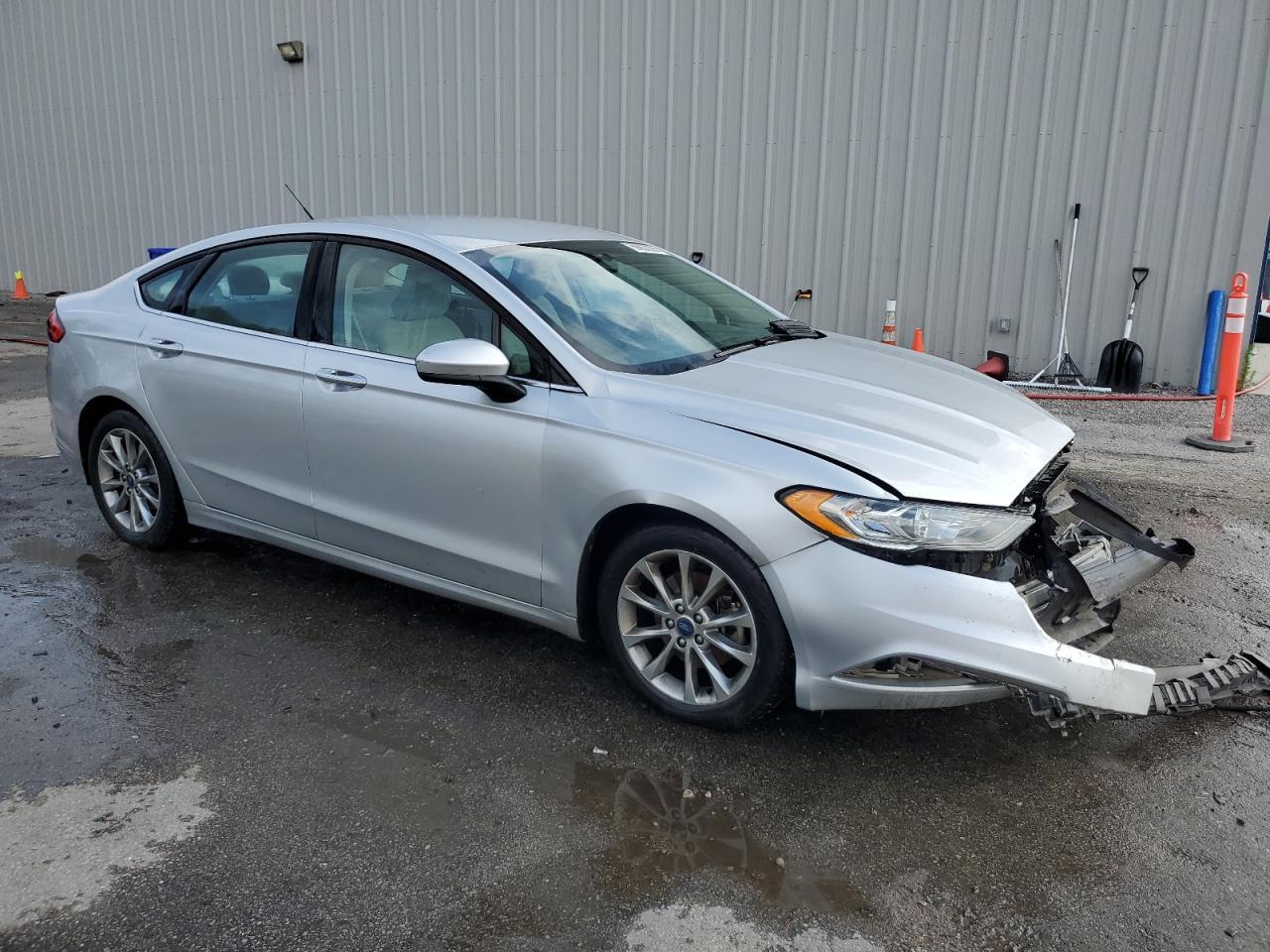 2017 Ford Fusion Se - Image 4