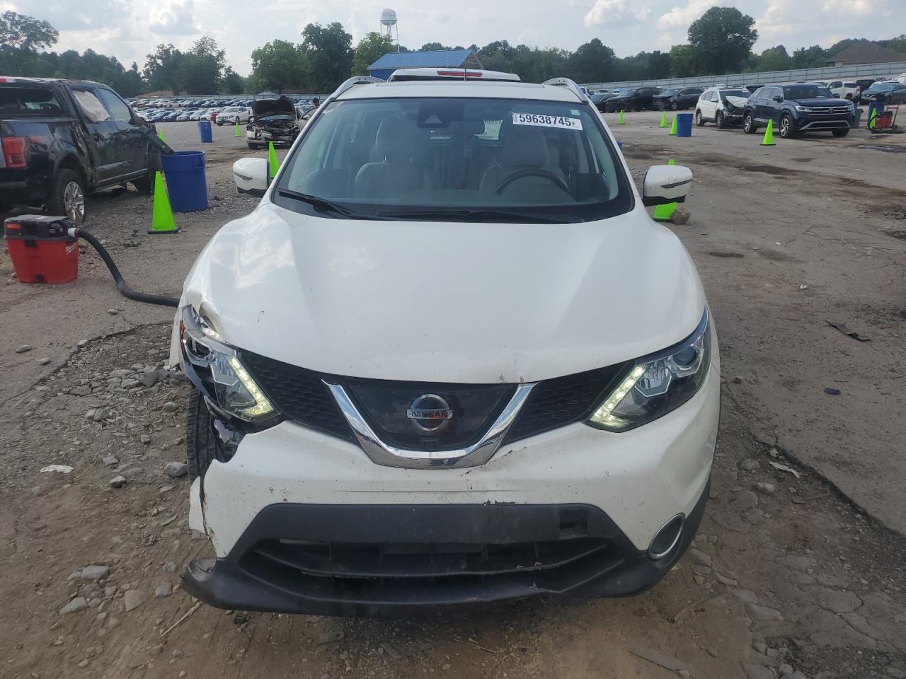 2017 Nissan Rogue Sport S - Image 5