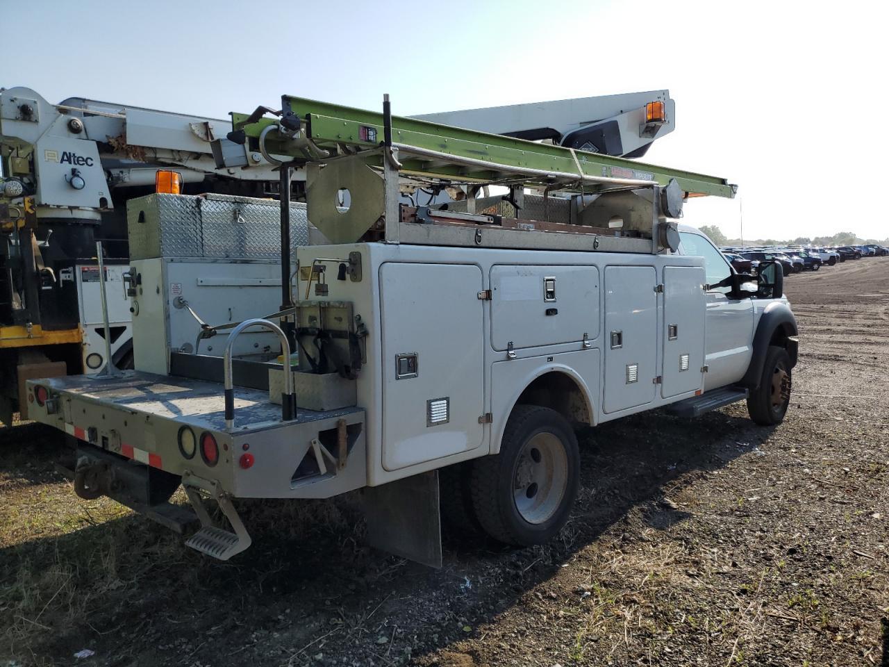 2015 Ford F450 Super Duty - Фото 3