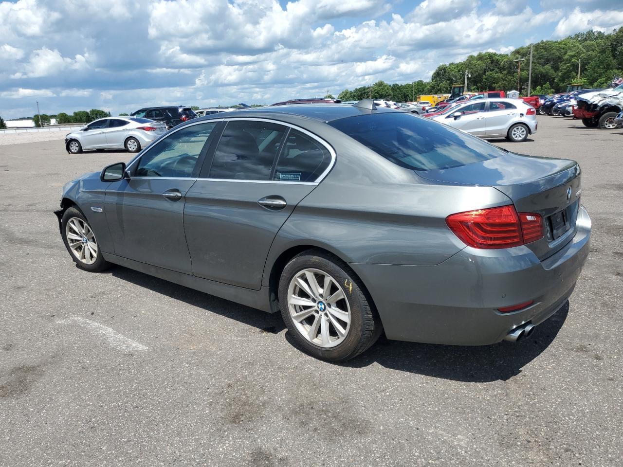 2015 BMW 528 I - Фото 2