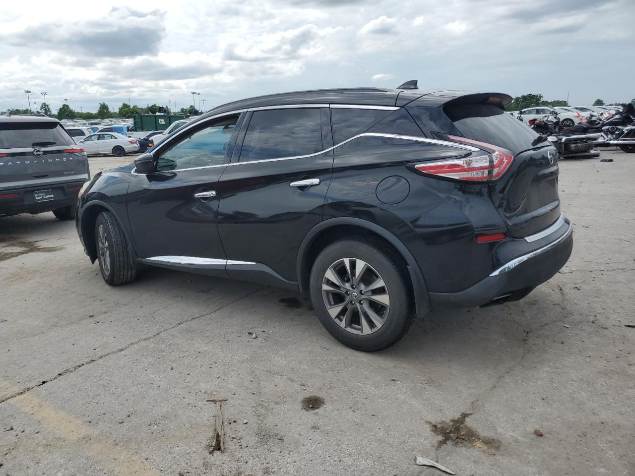 2017 Nissan Murano S - Image 2
