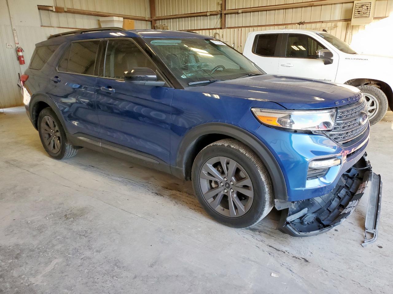 2022 Ford Explorer Xlt - Фото 4