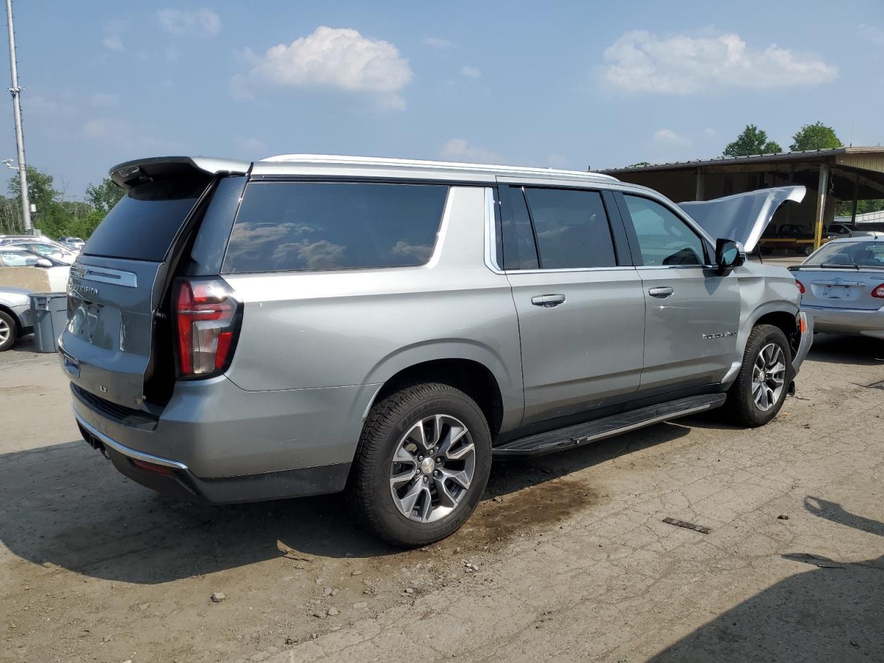 2023 Chevrolet Suburban K1500 Lt - Фото 3