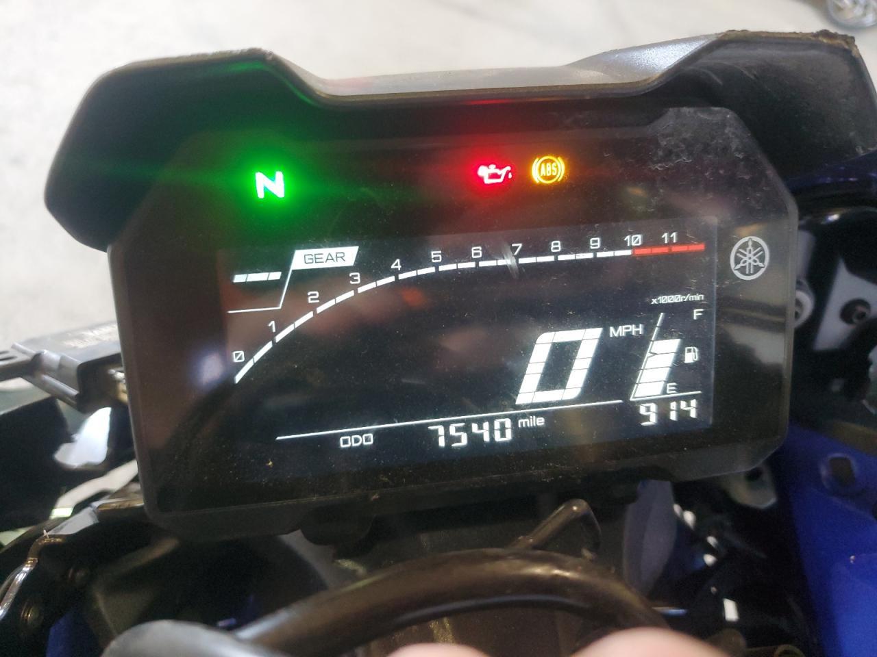 2024 Yamaha Yzfr7 - Фото 7