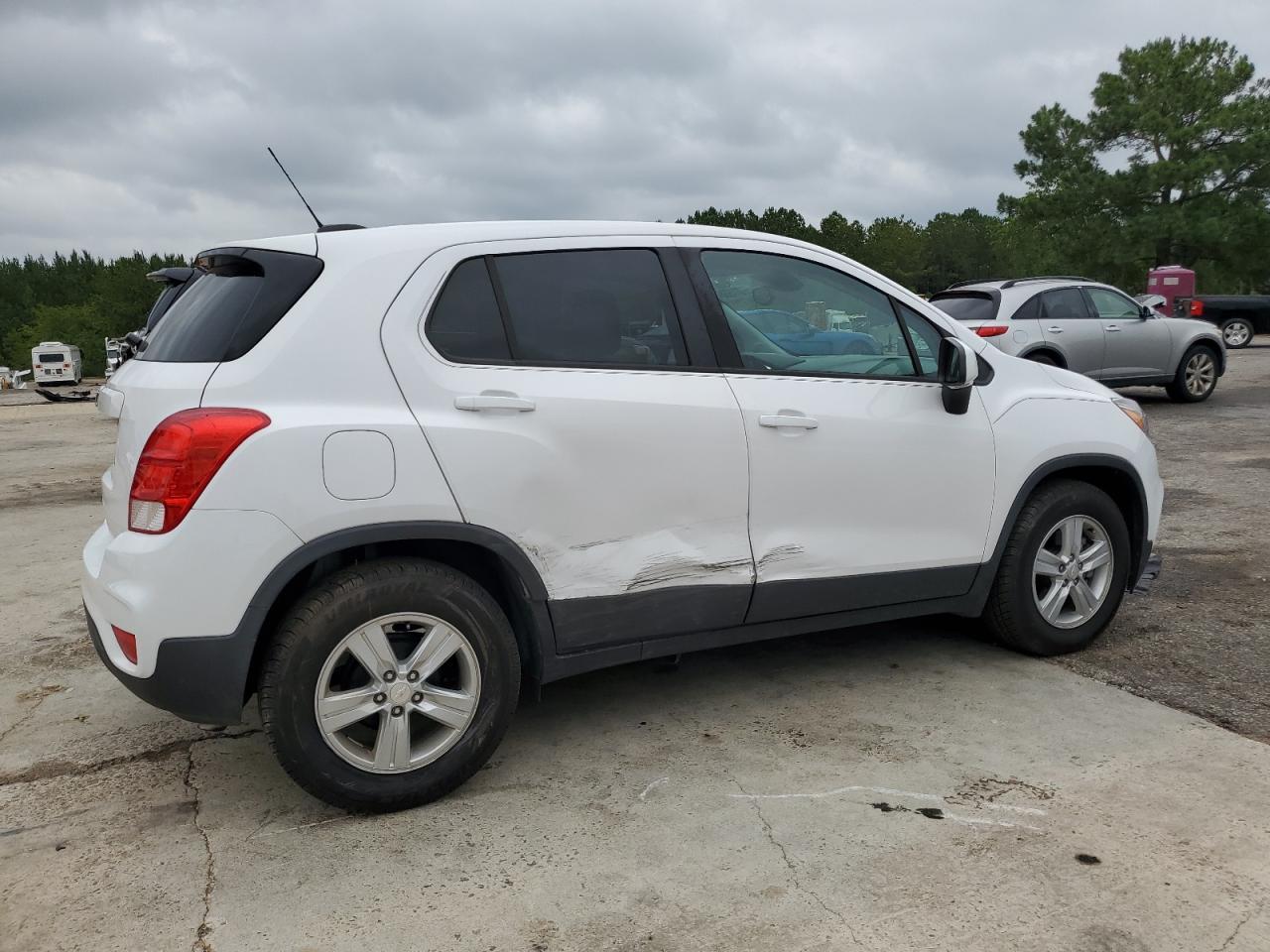 2020 Chevrolet Trax Ls - Фото 3