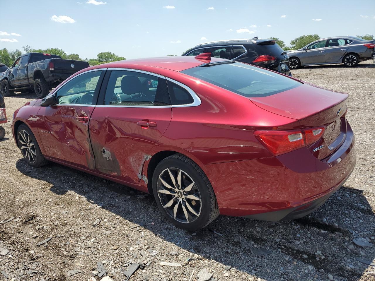 2018 Chevrolet Malibu Lt - Фото 2