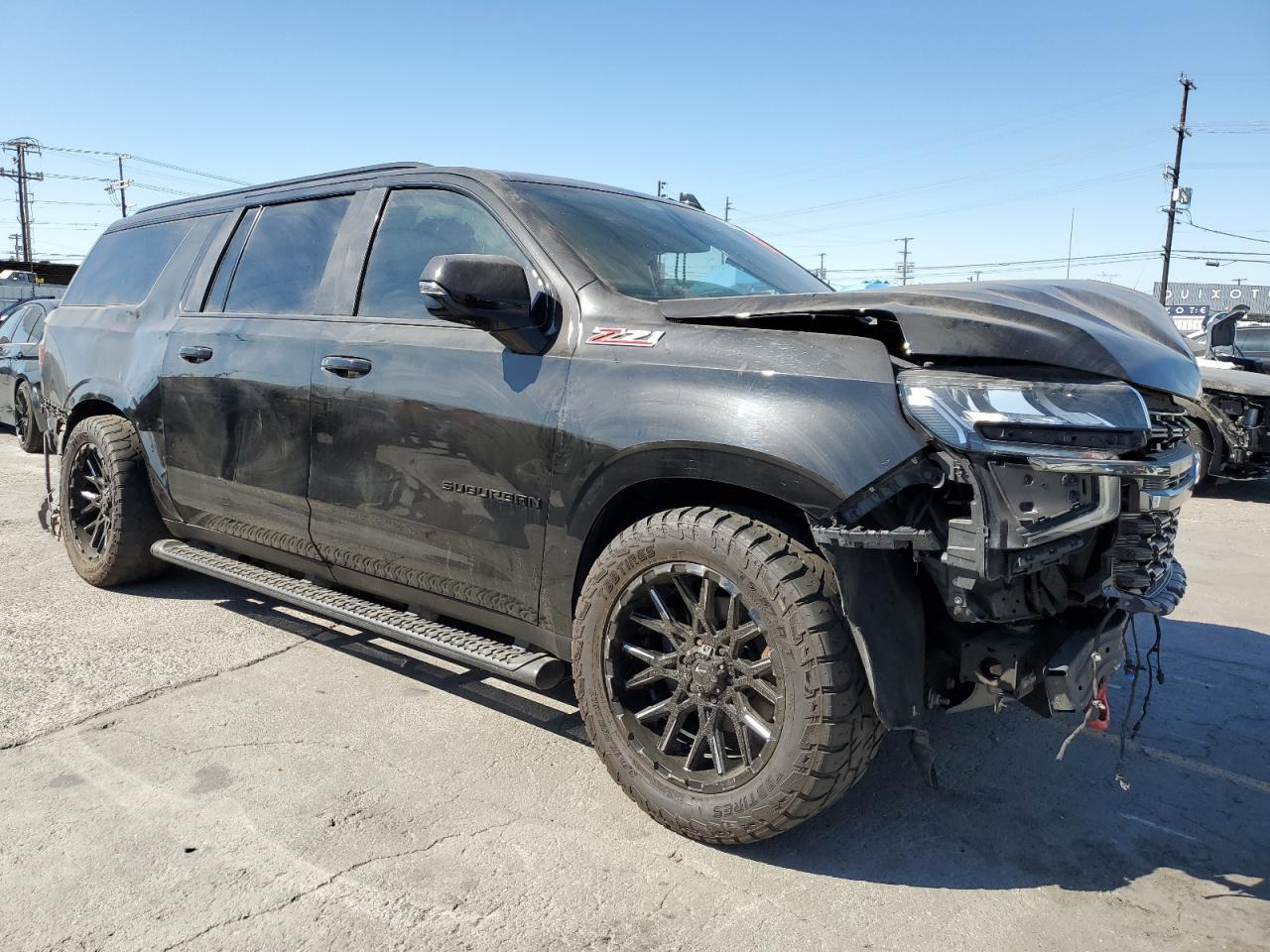 2022 Chevrolet Suburban K1500 Z71 - Image 4
