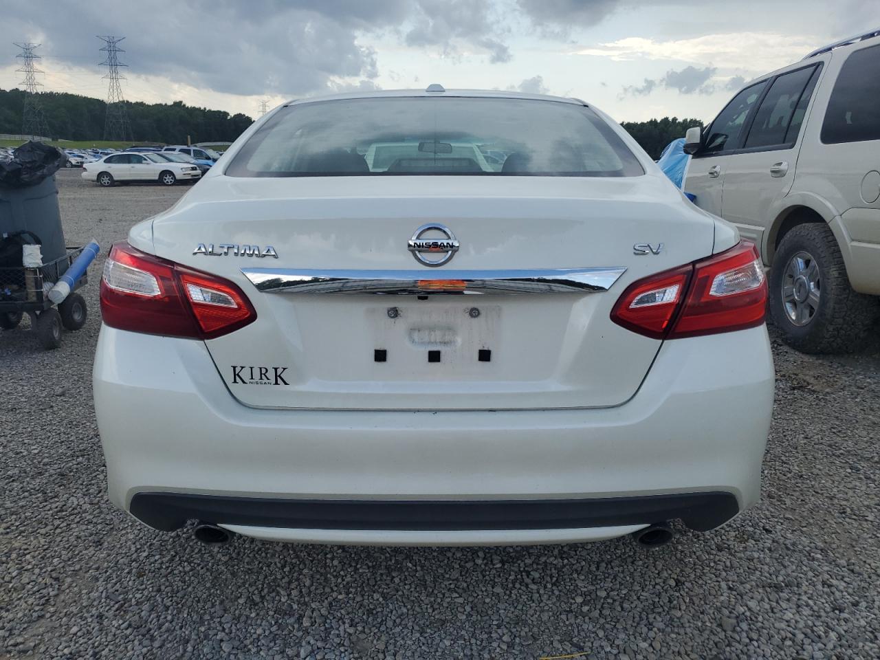 2017 Nissan Altima 2.5 - Фото 6