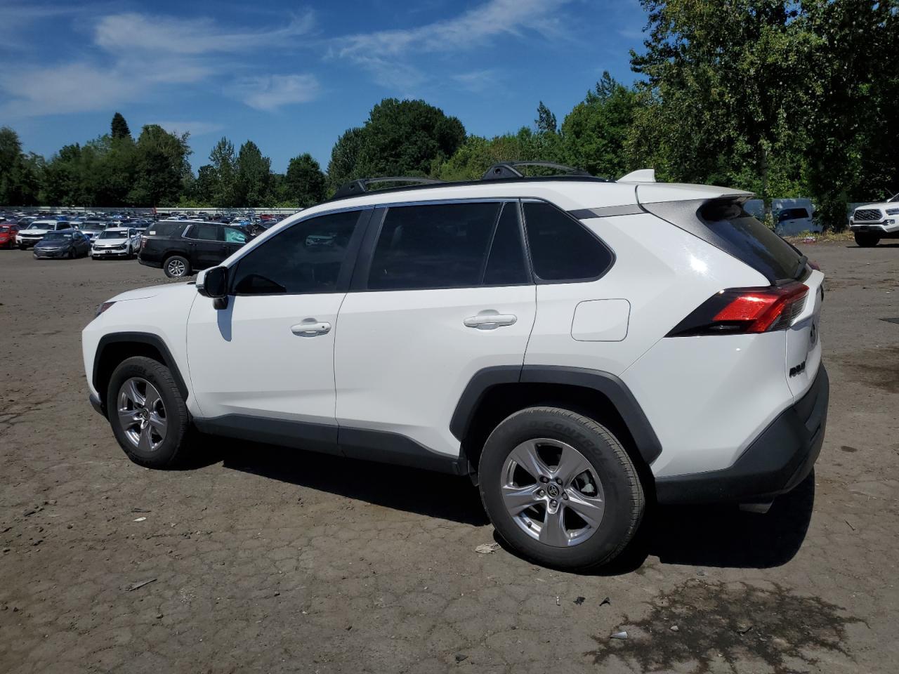 2023 Toyota Rav4 Xle - Фото 2