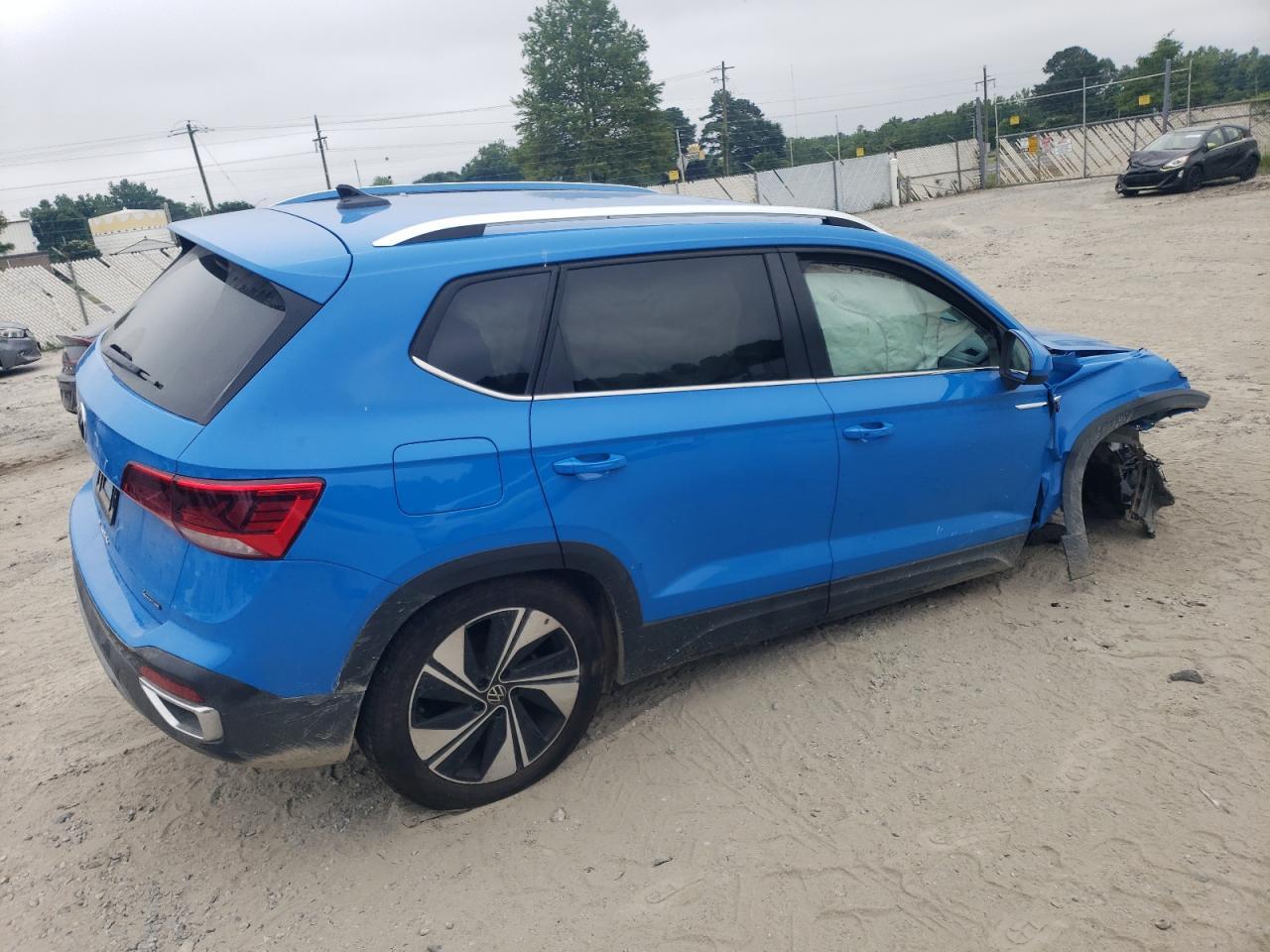 2024 Volkswagen Taos Se - Фото 3