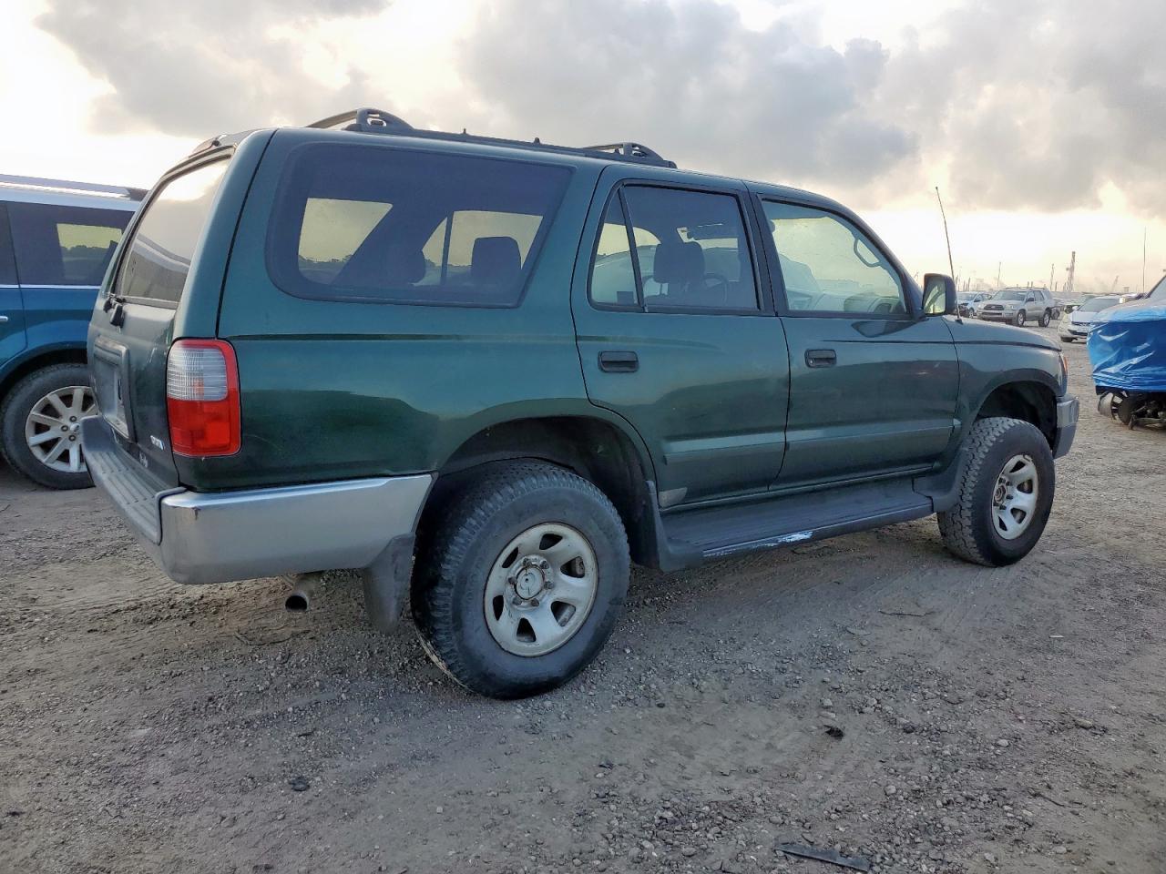 1999 Toyota 4Runner - Image 3