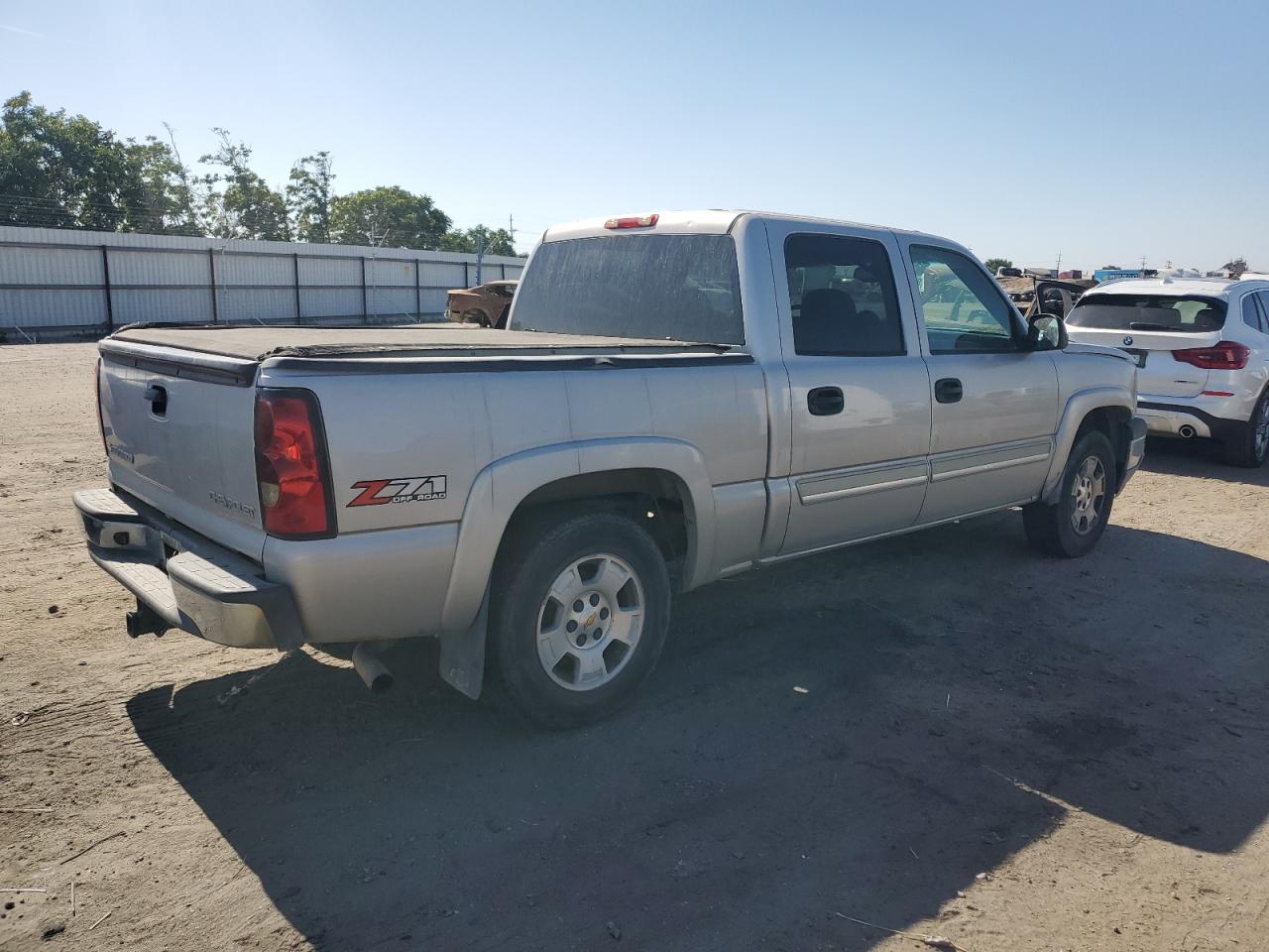 2005 Chevrolet Silverado K1500 - Фото 3