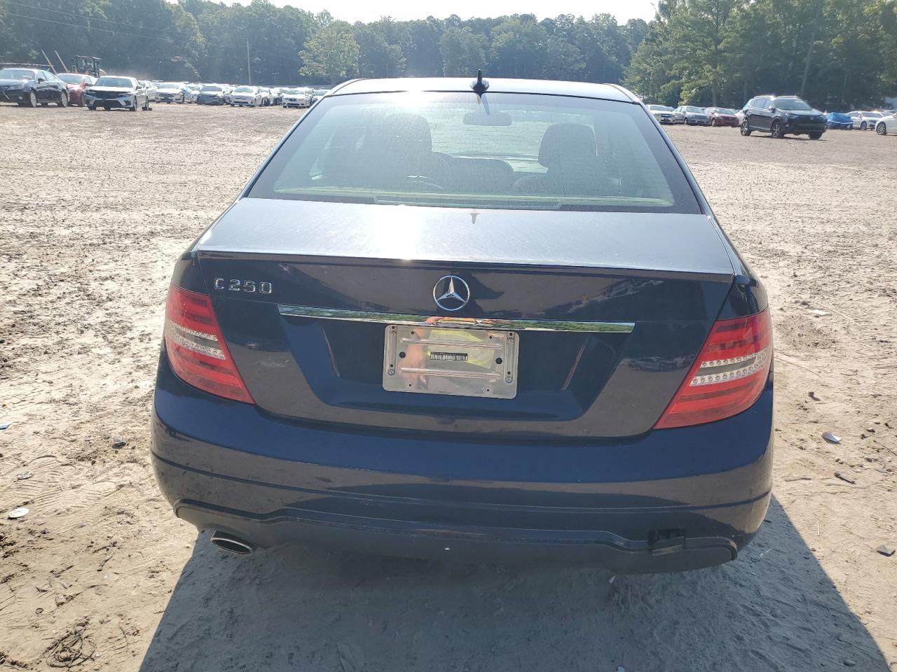 2013 Mercedes-Benz C 250 - Фото 6