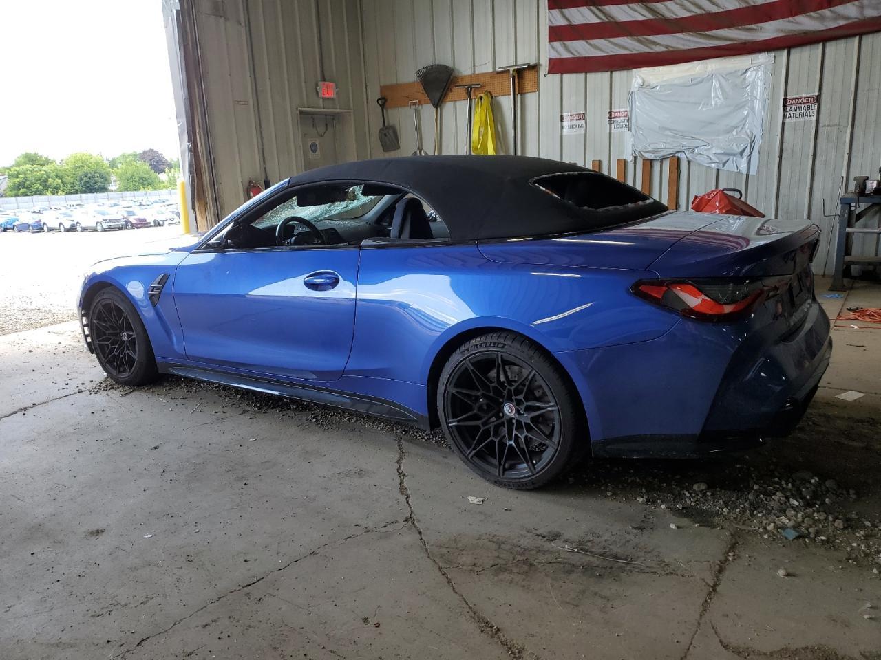 2022 BMW M4 Competition - Фото 2