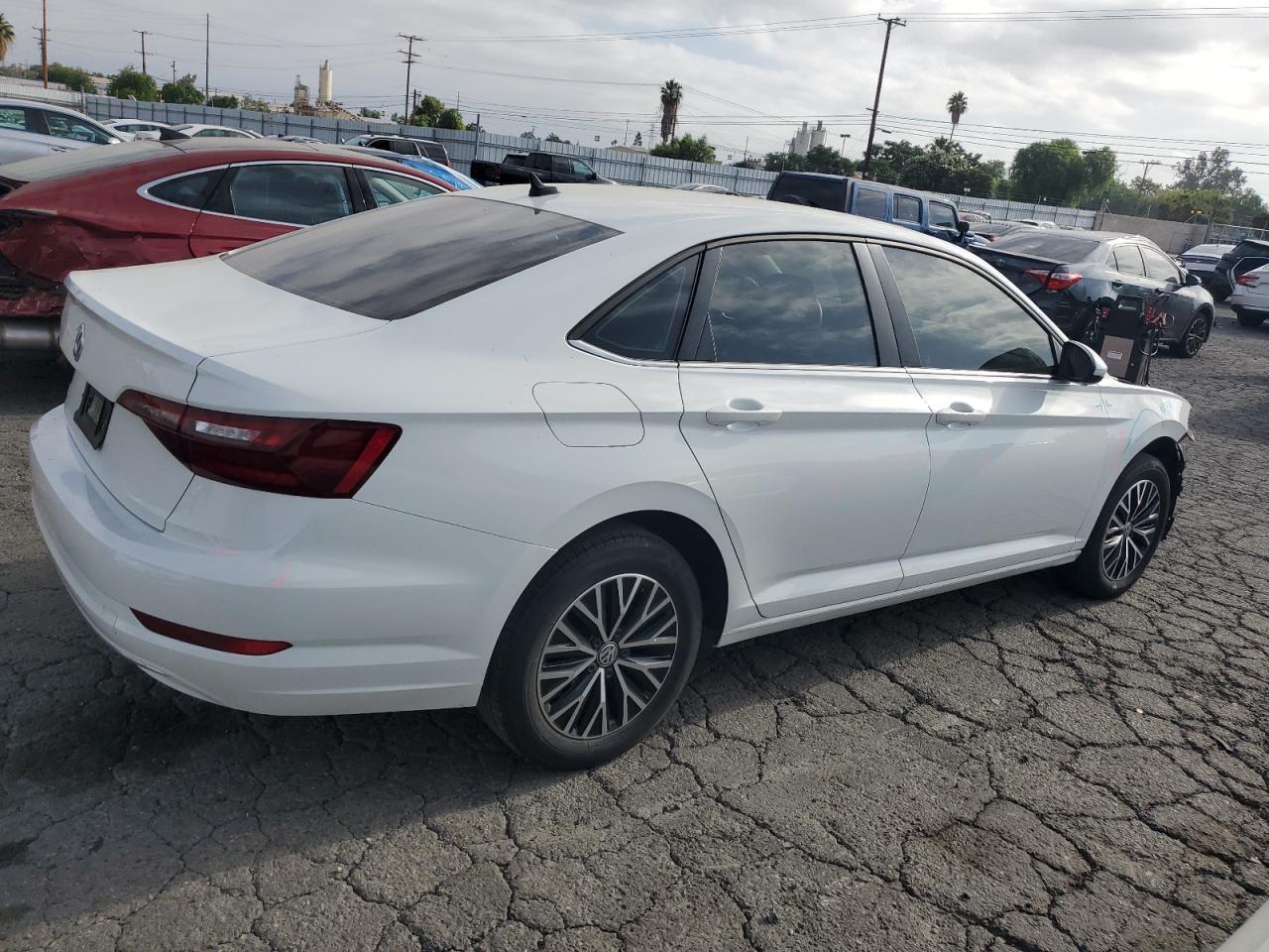 2021 Volkswagen Jetta S - Фото 3