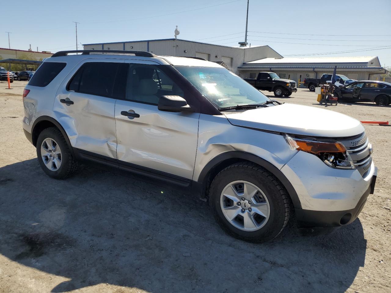 2013 Ford Explorer - Image 4
