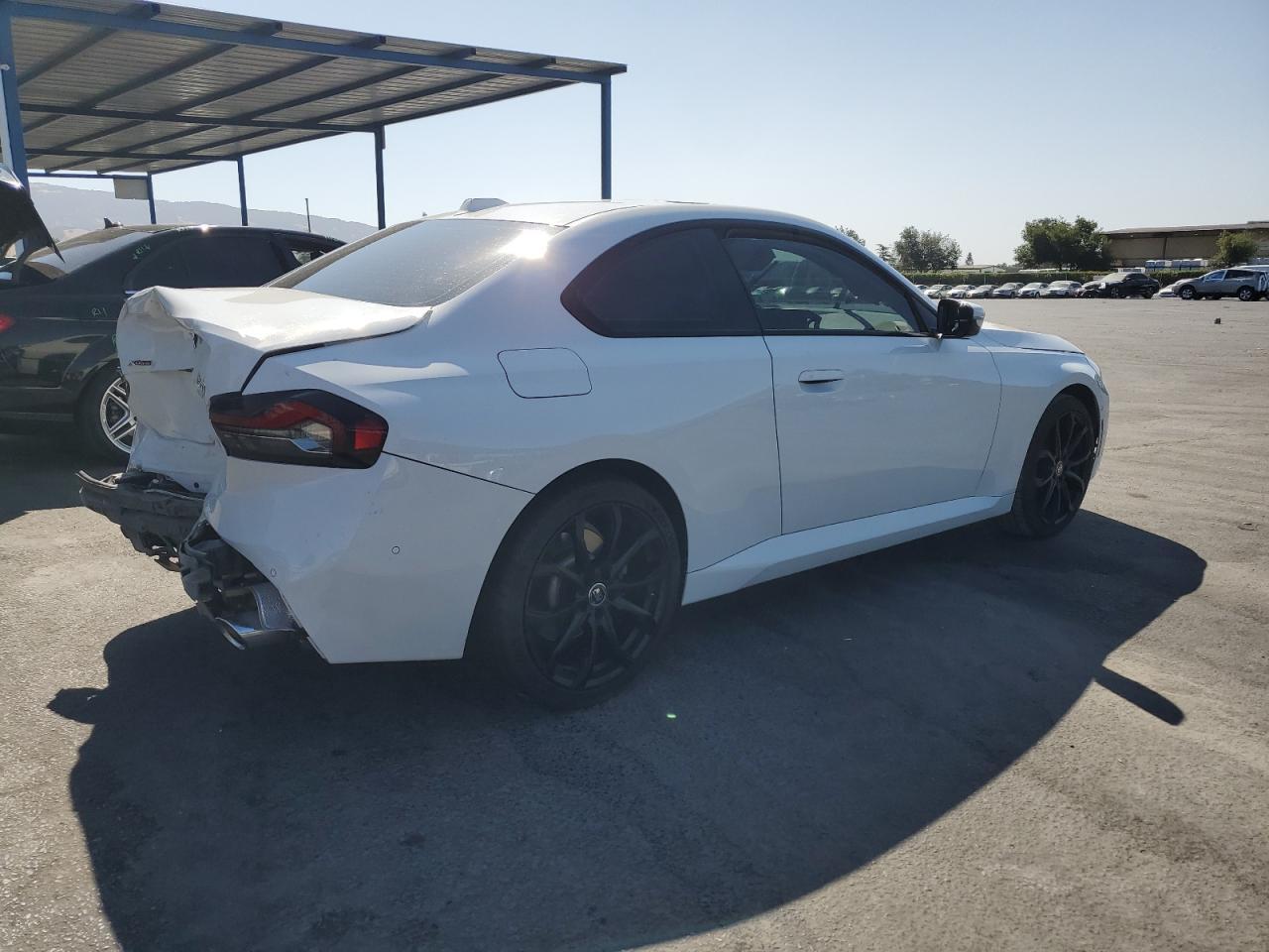 2023 BMW 230Xi - Image 3