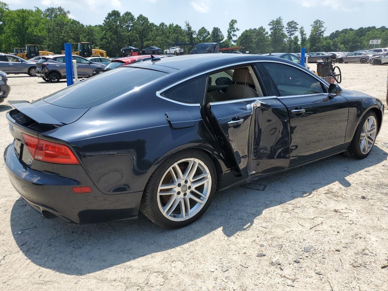 2015 Audi A7 Premium Plus - Image 3